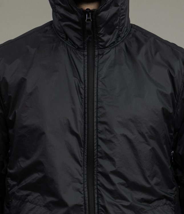 Чоловіча куртка STONE ISLAND GARMENT DYED MICRO YARN WITH PRIMALOFT®-TC 15Q0325 V0029, колір чорний | Ціна 23999 грн, фото 3
