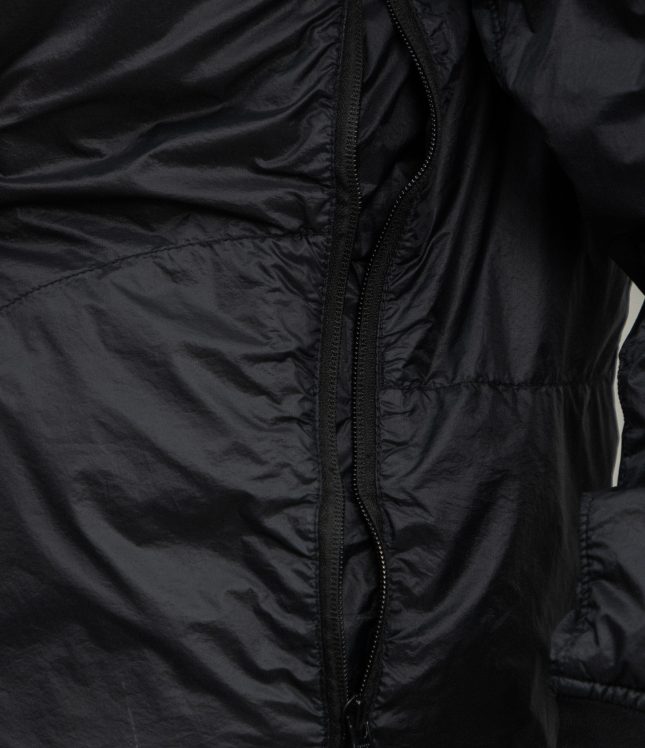Чоловіча куртка STONE ISLAND GARMENT DYED MICRO YARN WITH PRIMALOFT®-TC 15Q0325 V0029, колір чорний | Ціна 23999 грн, фото 8