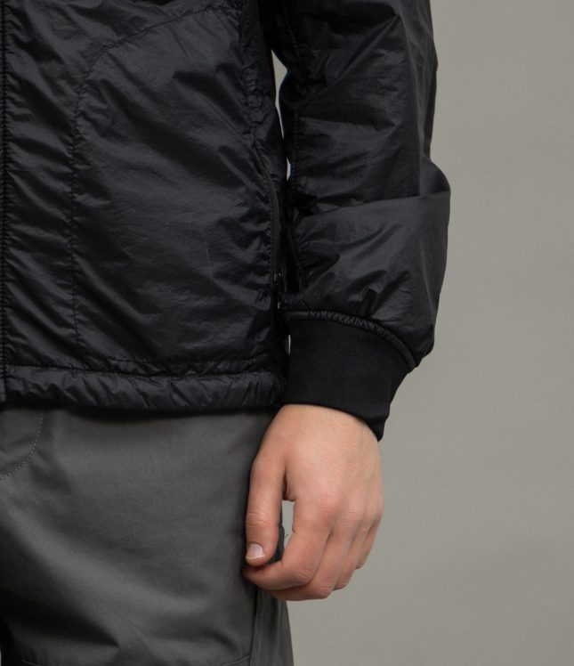 Чоловіча куртка STONE ISLAND GARMENT DYED MICRO YARN WITH PRIMALOFT®-TC 15Q0325 V0029, колір чорний | Ціна 23999 грн, фото 5