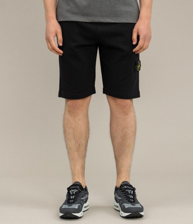 Чоловічі шорти STONE ISLAND 1563460 V0029, колір чорний | Ціна 10499 грн, фото 2