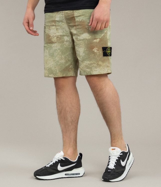 Чоловічі шорти STONE ISLAND 15L20E1 V0091, колір зелений | Ціна 9999 грн, фото 1