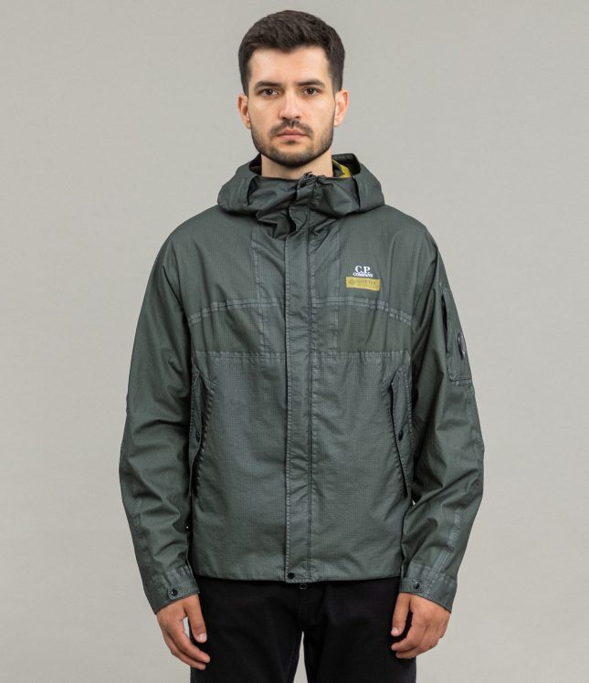Чоловіча куртка C.P. COMPANY GORE G-TYPE GARMENT DYED JACKET WITH GORE-TEX INFINIUM™ CMOW105A 006366G COL:648 | Ціна 21999 грн, фото 1
