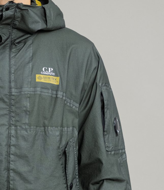 Чоловіча куртка C.P. COMPANY GORE G-TYPE GARMENT DYED JACKET WITH GORE-TEX INFINIUM™ CMOW105A 006366G COL:648 | Ціна 21999 грн, фото 4