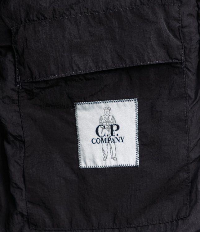 жилетка C.P. COMPANY ECO-CHROME R GARMENT DYEING VEST 15CM0W030A 006369G COL:999 | Ціна 17999 грн, фото 4