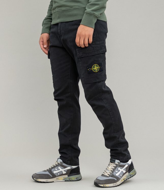 Чоловічі штани STONE ISLAND 1530401 V0129, колір чорний | Ціна 17999 грн, фото 1
