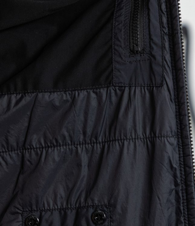 Чоловіча куртка STONE ISLAND SKIN TOUCH NYLON WITH PRIMALOFT®-TC 801540525 V0029, колір чорний | Ціна 19999 грн, фото 8