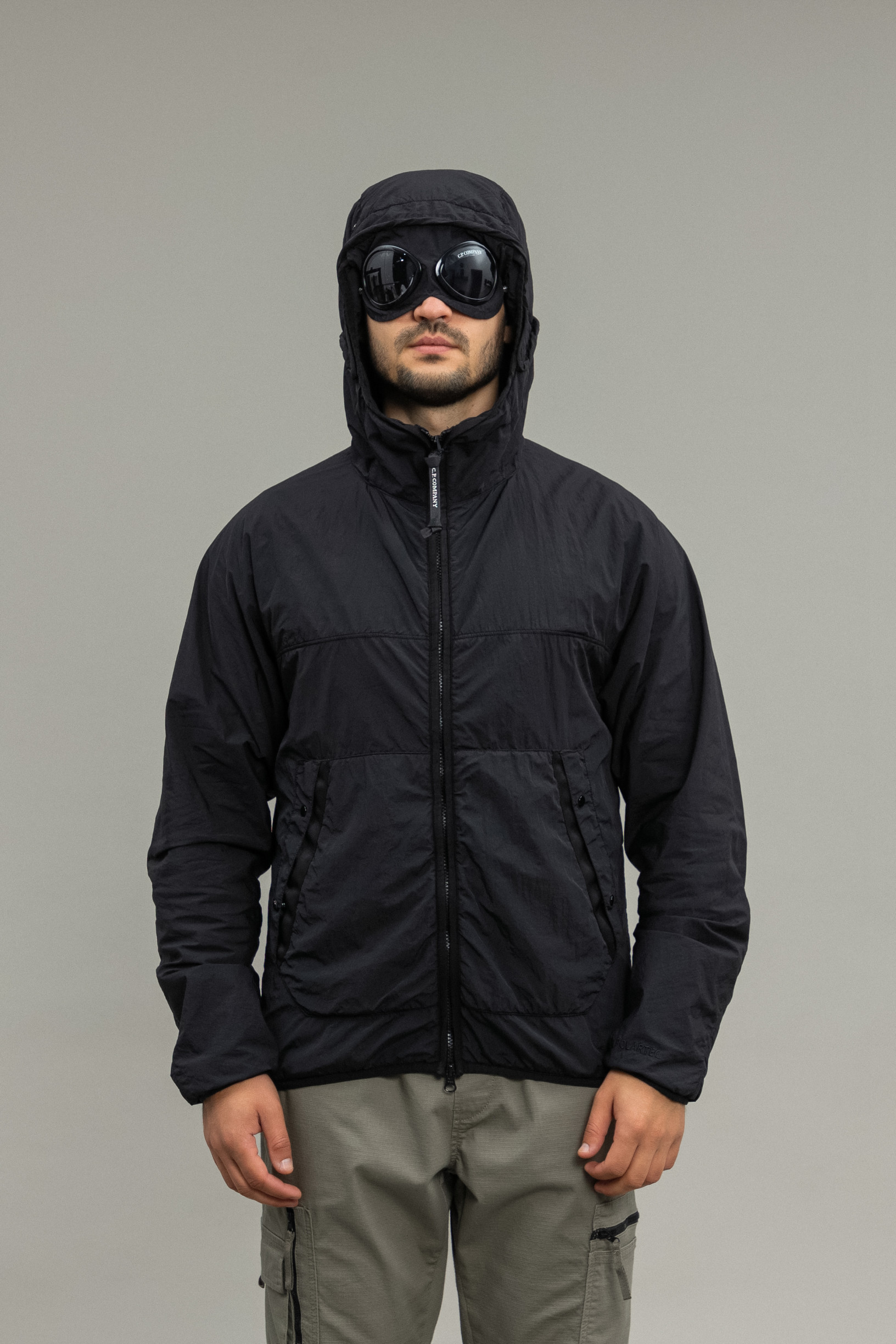 Чоловіча куртка C.P. COMPANY GOGGLE JACKET MEDIUM LAYER GARMENT DYED POLARTEC® 14CMOW088A 006124G COL:999, колір чорний
