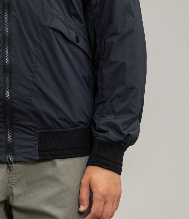 Чоловіча куртка STONE ISLAND SKIN TOUCH NYLON WITH PRIMALOFT®-TC 801540525 V0029, колір чорний | Ціна 19999 грн, фото 5