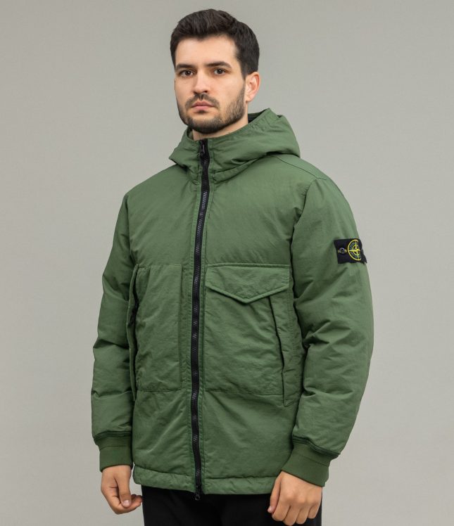 Чоловіча куртка STONE ISLAND OPAQUE NYLON TWILL DOWN-TC 771541421 V0058, колір зелений | Ціна 39999 грн, фото 1