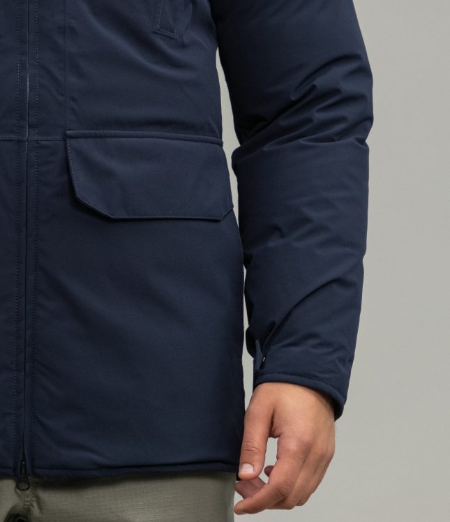 Чоловіча куртка STONE ISLAND JUNIOR DOWN JACKWET WITH e.dye® TECHNOLOGY 751640234 V0020, колір синій | Ціна 24999 грн, фото 5