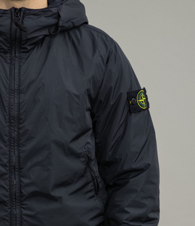 Чоловіча куртка STONE ISLAND GARMENT DYED CRINKLE REPS R-NY WITH PRIMALOFT®-TC 811540823 V0029, колір чорний | Ціна 37999 грн, фото 4