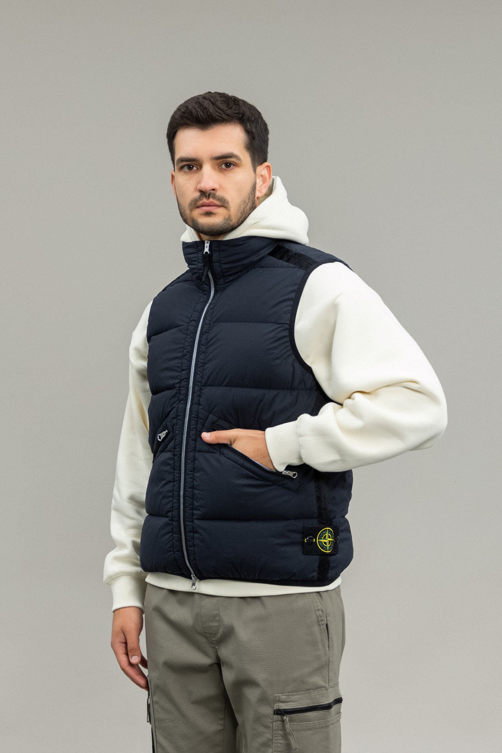 жилетка STONE ISLAND SEAMLESS TUNNEL NYLON DOWN-TC 8115G0828 V0020