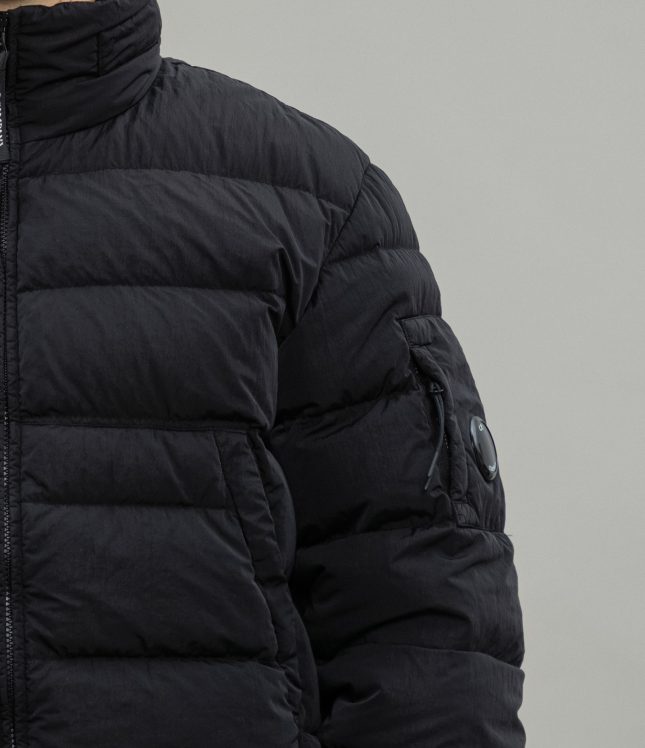 куртка C.P. COMPANY GARMENT DYEING DOWN JACKET WITH ECO-CHROME R CMOW028A 006369G COL:999 | Ціна 24999 грн, фото 4