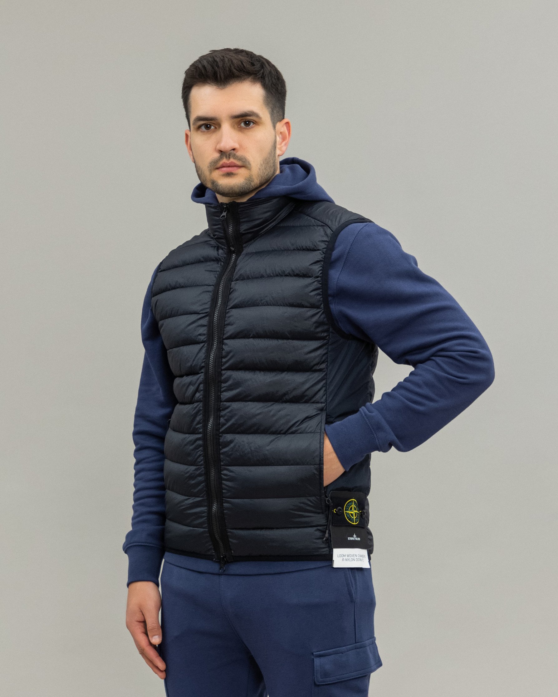 жилетка STONE ISLAND LOMM WOVEN CHAMBERS R-NYLON DOWN-TC 8115G0724 A0020