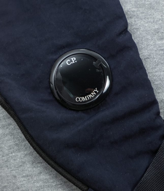 Чоловіча сумка C.P. COMPANYY CMAC735A 005269G COL:888, колір синій | Ціна 9499 грн, фото 6
