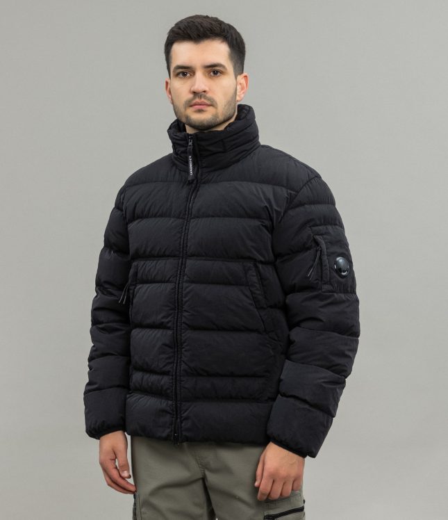куртка C.P. COMPANY GARMENT DYEING DOWN JACKET WITH ECO-CHROME R CMOW028A 006369G COL:999 | Ціна 24999 грн, фото 1
