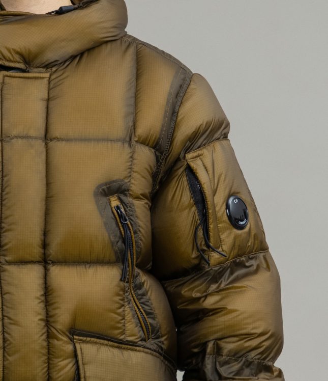 Чоловіча куртка C.P. COMPANY D.D. SHELL DOWN JACKET 15CMOW193A 006099A COL:653, колір коричневий | Ціна 31999 грн, фото 4