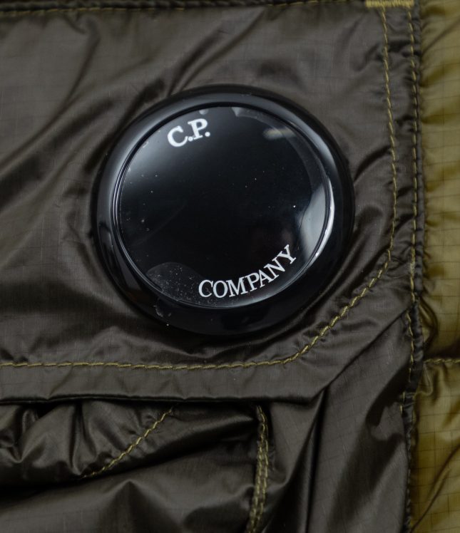 Чоловіча жилетка C.P. COMPANY D.D. SHELL VEST CMOW203A 006099A COL:653, колір зелений | Ціна 19999 грн, фото 7