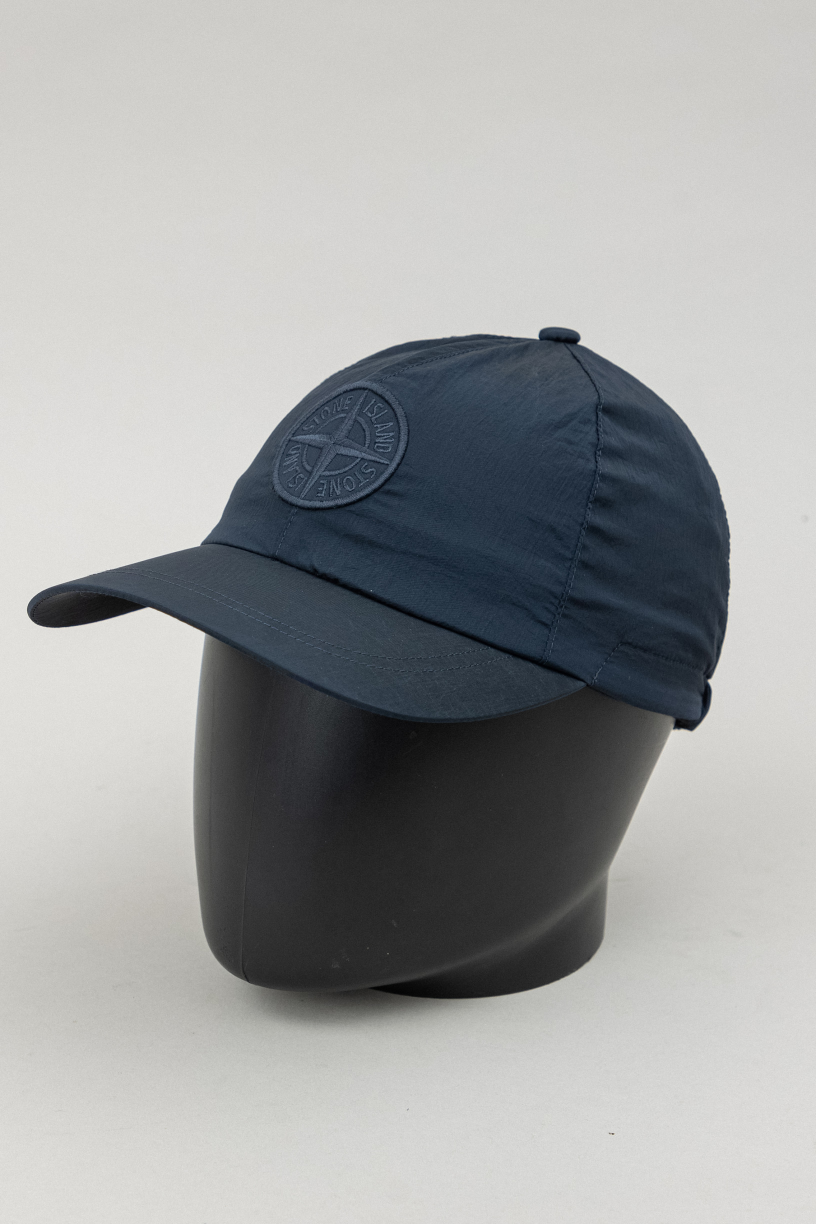 Чоловіча кепка STONE ISLAND 1599576 V0020, колір синій