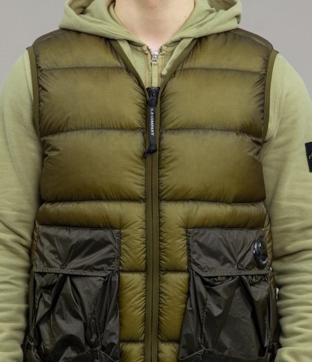 Чоловіча жилетка C.P. COMPANY D.D. SHELL VEST CMOW203A 006099A COL:653, колір зелений | Ціна 19999 грн, фото 3