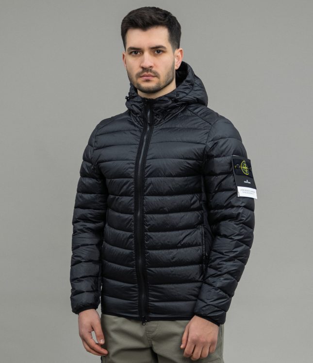 Чоловіча куртка STONE ISLAND LOOM WOVEN CHAMBERS R-NYLON DOWN-TC 1540324 A0029, колір чорний | Ціна 32999 грн, фото 1