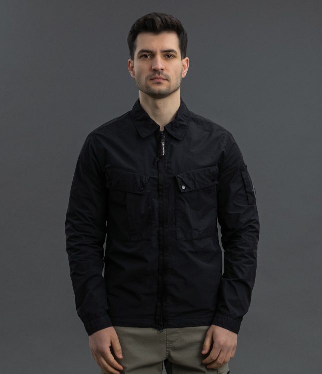 Чоловічий оверширт C.P. COMPANY FLATT NYLON OVERSHIRT CMOS071A 005991G COL:999, колір чорний | Ціна 15999 грн, фото 2
