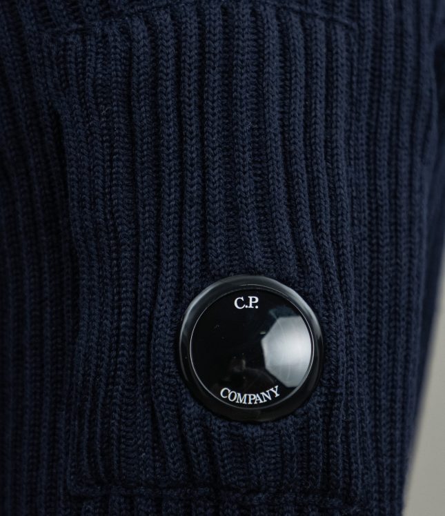 Чоловічий гольф C.P. COMPANY CMKN205A 006595A COL:888, колір синій | Ціна 11999 грн, фото 6