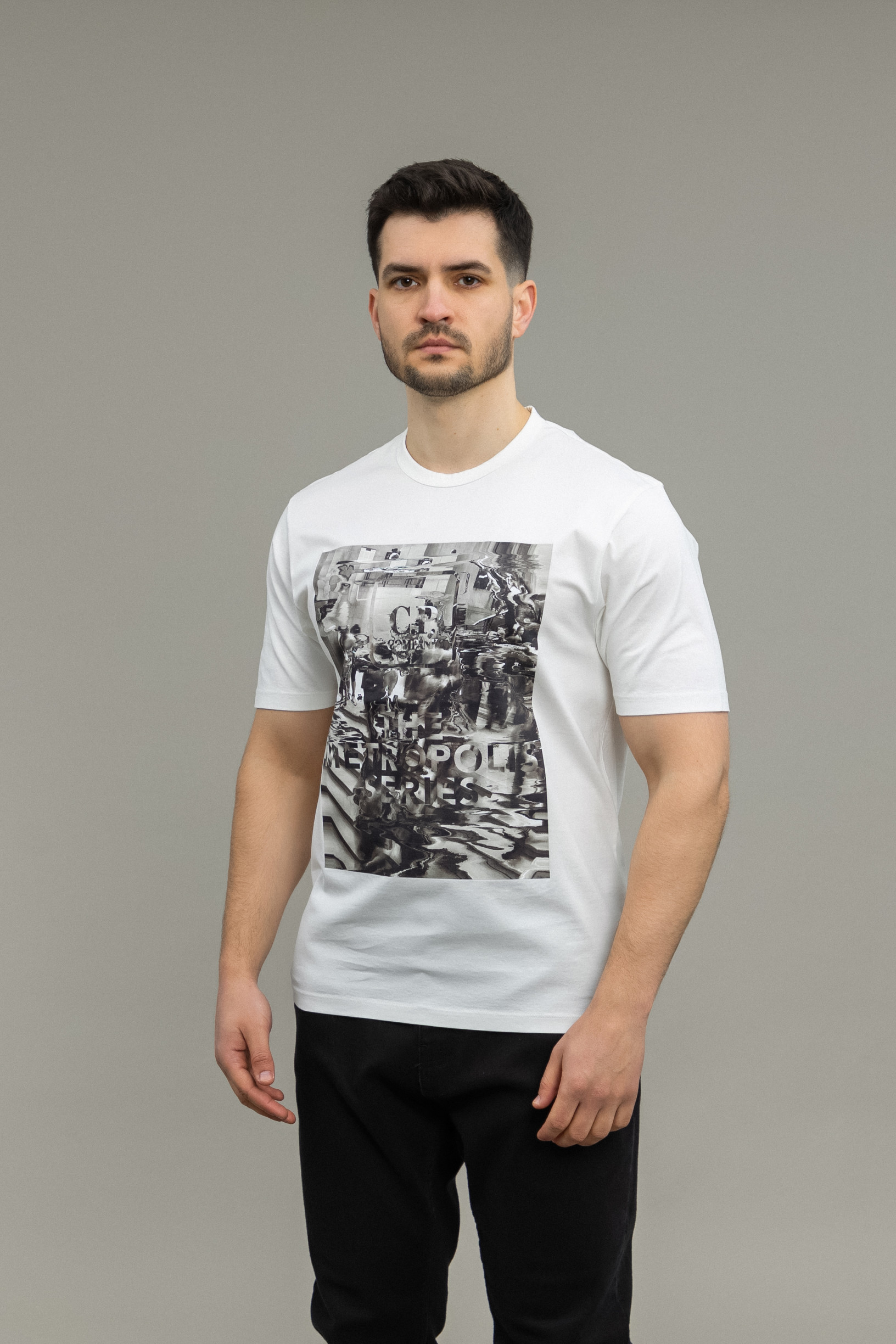 Чоловіча футболка C.P. COMPANY CLTS045A 006370W COL:101, колір чорний