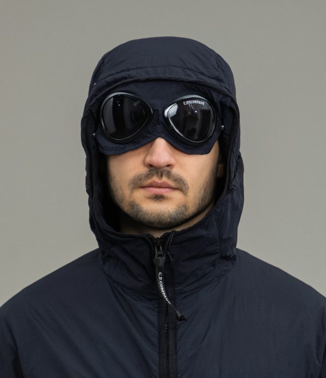 Чоловіча куртка C.P. COMPANY GARMENT DEYD PRIMALOFT® MEDIUM GOGGLE JACKET CMOW109A 006124G COL:888, колір синій | Ціна 19999 грн, фото 3