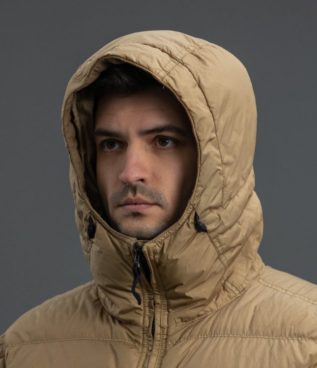 Чоловіча куртка STONE ISLAND GARMENT DYED CRINKLE REPS R-NY DOWN 1540723 V0094, колір бежевий | Ціна 39999 грн, фото 3
