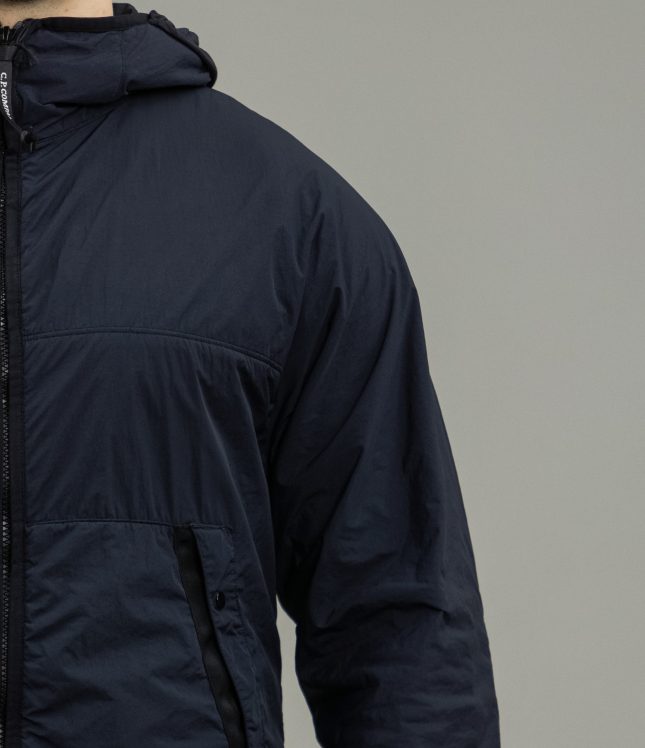 Чоловіча куртка C.P. COMPANY GARMENT DEYD PRIMALOFT® MEDIUM GOGGLE JACKET CMOW109A 006124G COL:888, колір синій | Ціна 19999 грн, фото 5