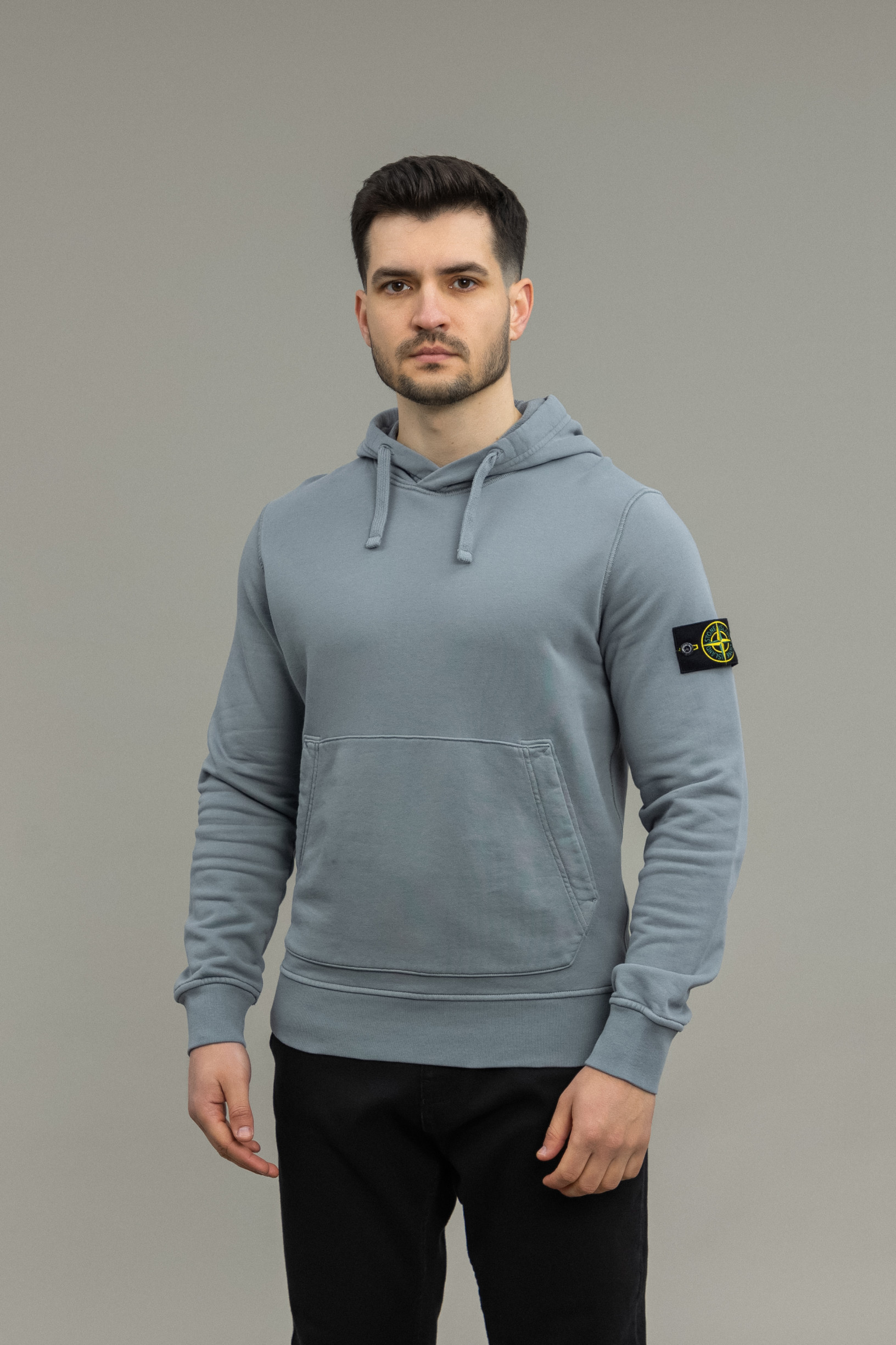 Чоловіче худі STONE ISLAND 1564151 V0066, колір сірий