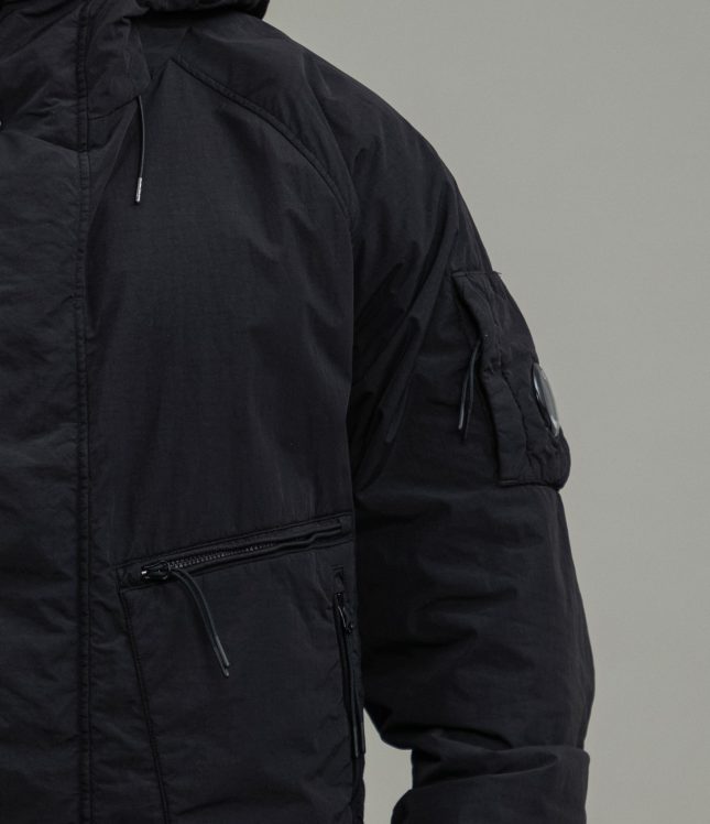 Чоловіча куртка C.P. COMPANY FLATT NYLON MEDIUM JACKET WITH PRIMALOFT®-TC CMOW066A 005991G COL:999, колір чорний | Ціна 20499 грн, фото 5