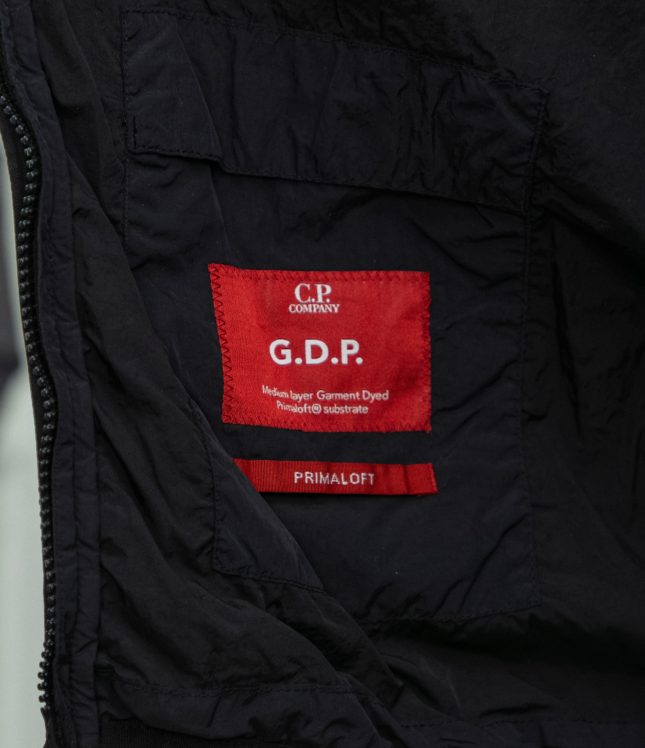 Чоловіча куртка C.P. COMPANY GARMENT DEYD PRIMALOFT® MEDIUM GOGGLE JACKET CMOW109A 006124G COL:999, колір чорний | Ціна 19999 грн, фото 9