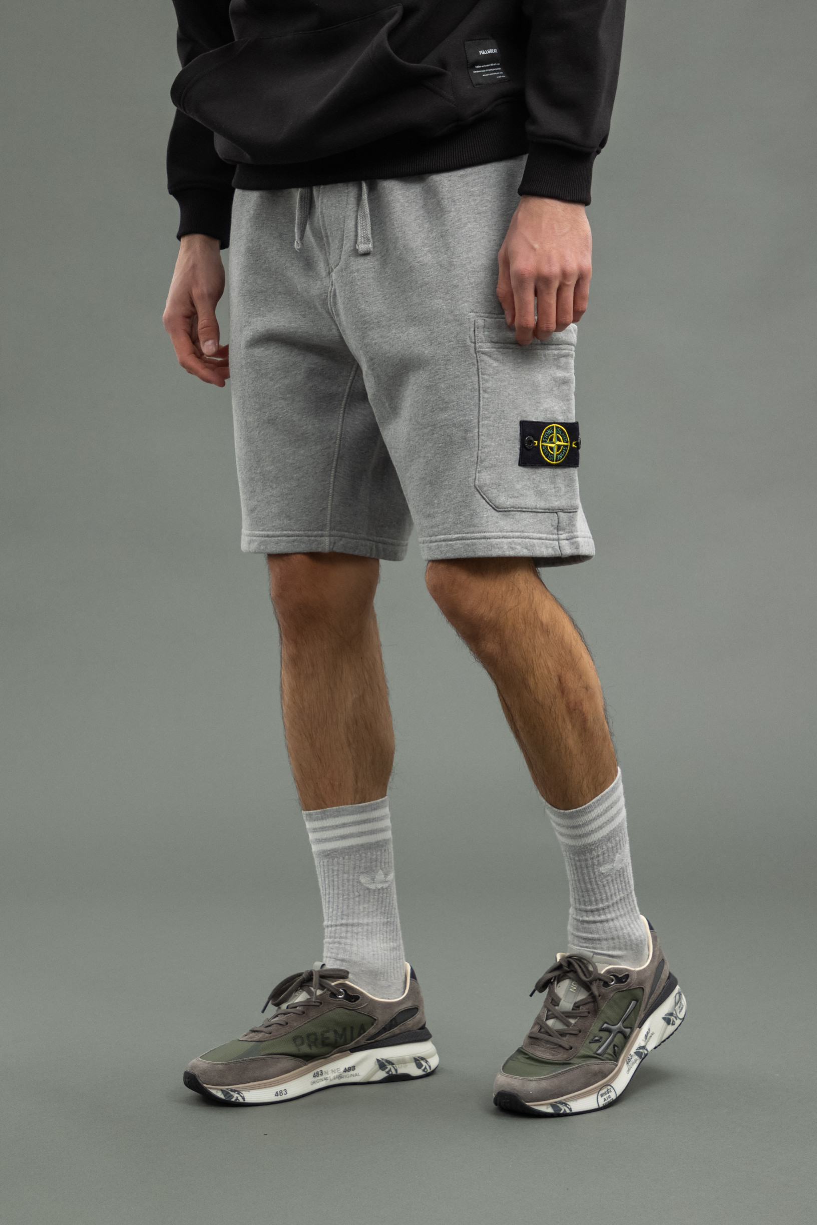 Чоловічі шорти STONE ISLAND 1564620 V0M64, колір сірий
