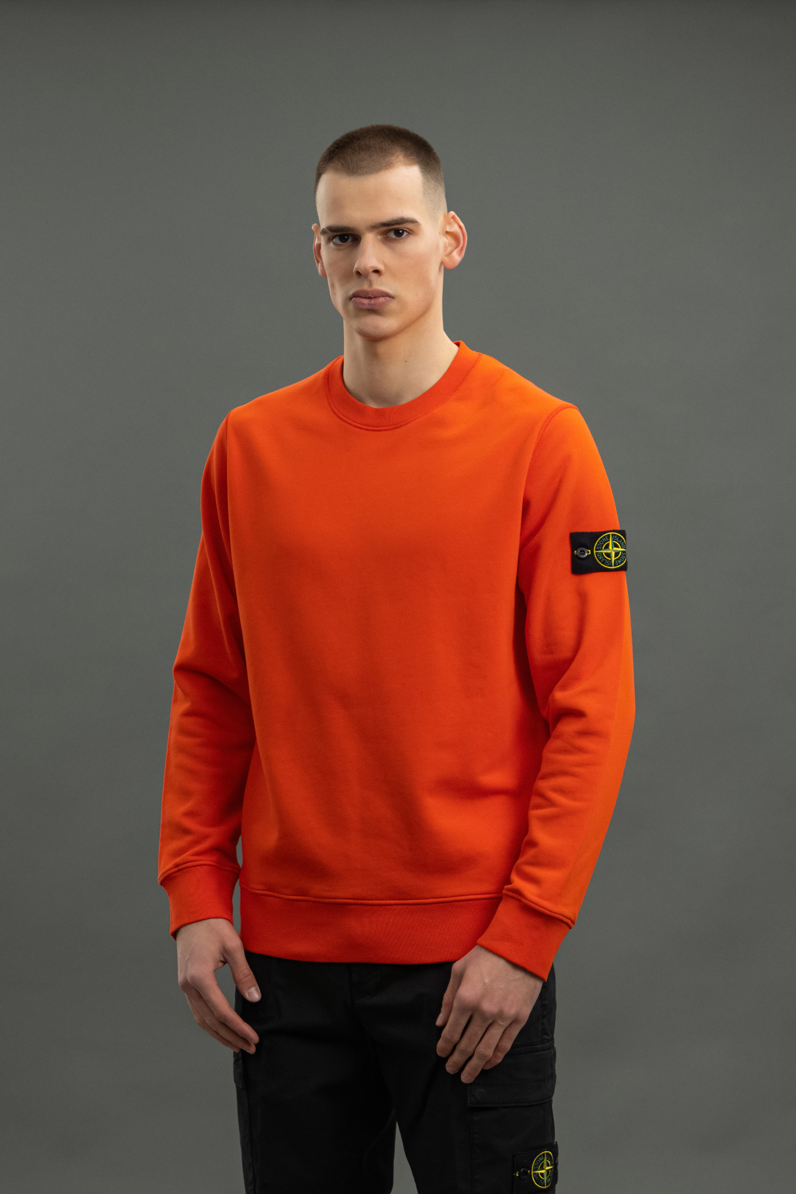 Чоловічий світшот STONE ISLAND 1563051 V0037, колір помаранчевий