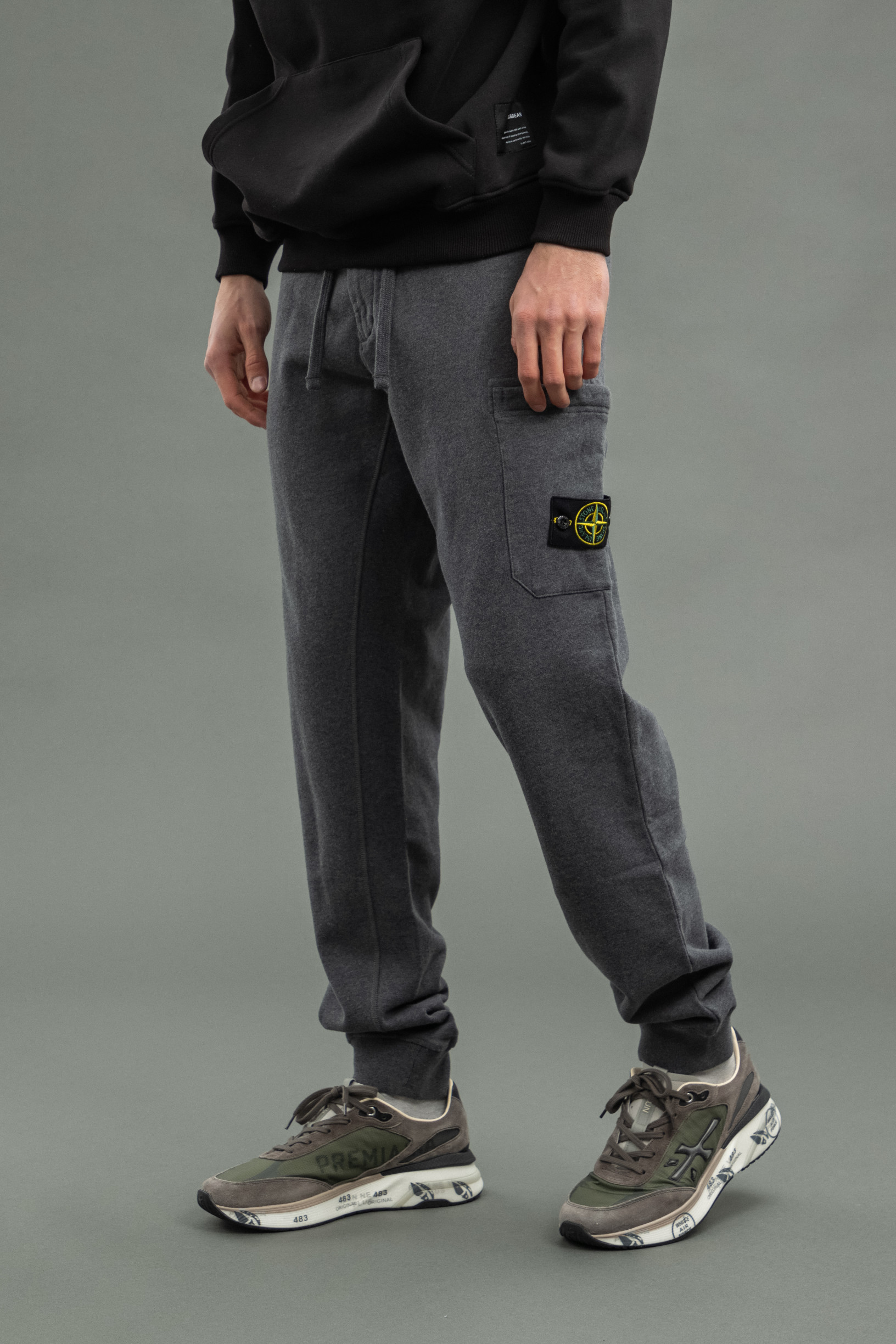 Чоловічі штани STONE ISLAND 1564520 V0M67, колір сірий