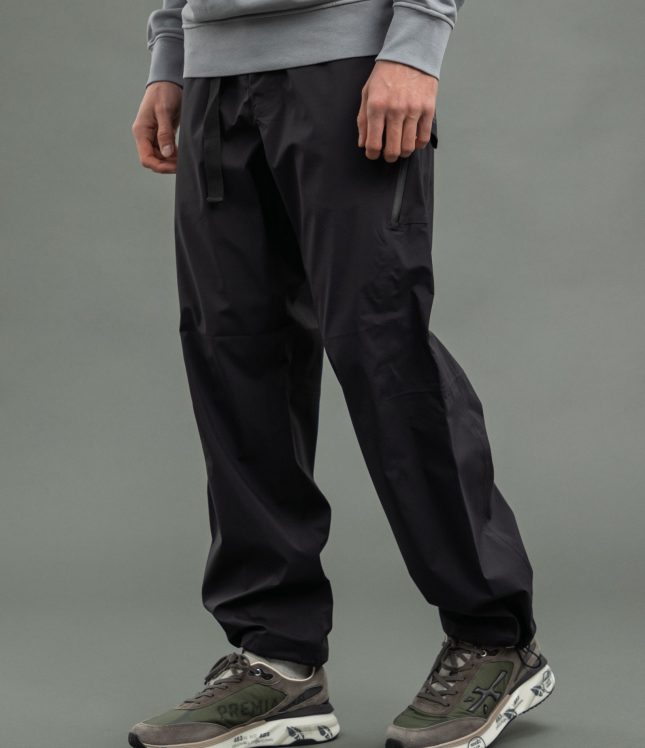 Чоловічі штани C.P. COMPANY WITH GORE-TEX INFINIUM™ CLPA053A 005967A COL:999, колір чорний | Ціна 17499 грн, фото 1