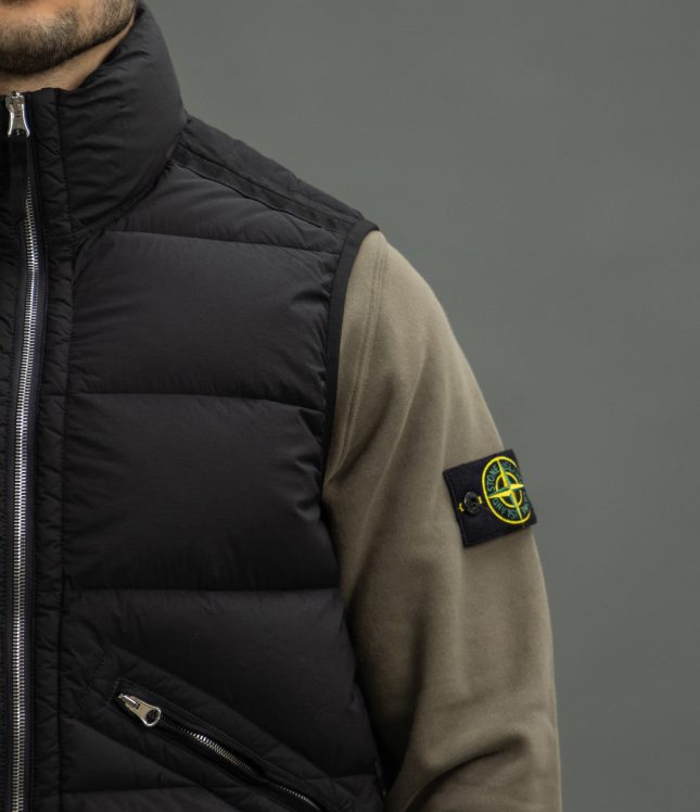 жилетка STONE ISLAND SEAMLESS TUNNEL NYLON DOWN-TC 15G0828 V0029 | Ціна 26999 грн, фото 4
