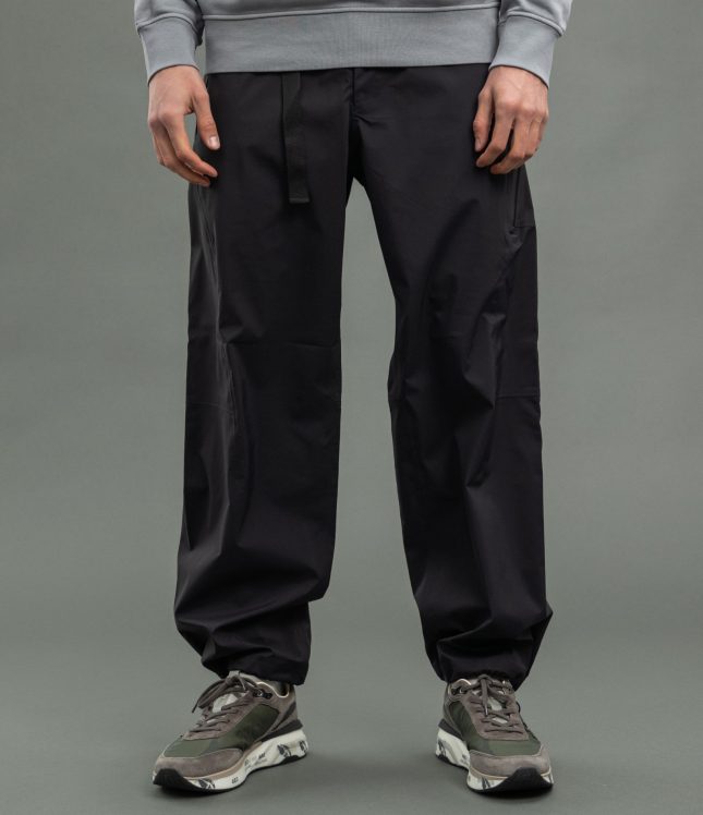 Чоловічі штани C.P. COMPANY WITH GORE-TEX INFINIUM™ CLPA053A 005967A COL:999, колір чорний | Ціна 17499 грн, фото 2
