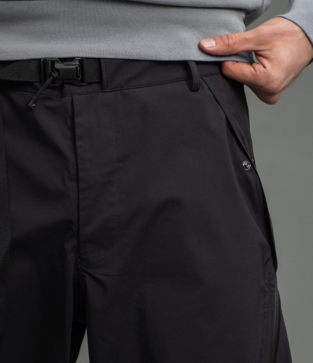 Чоловічі штани C.P. COMPANY WITH GORE-TEX INFINIUM™ CLPA053A 005967A COL:999, колір чорний | Ціна 17499 грн, фото 3