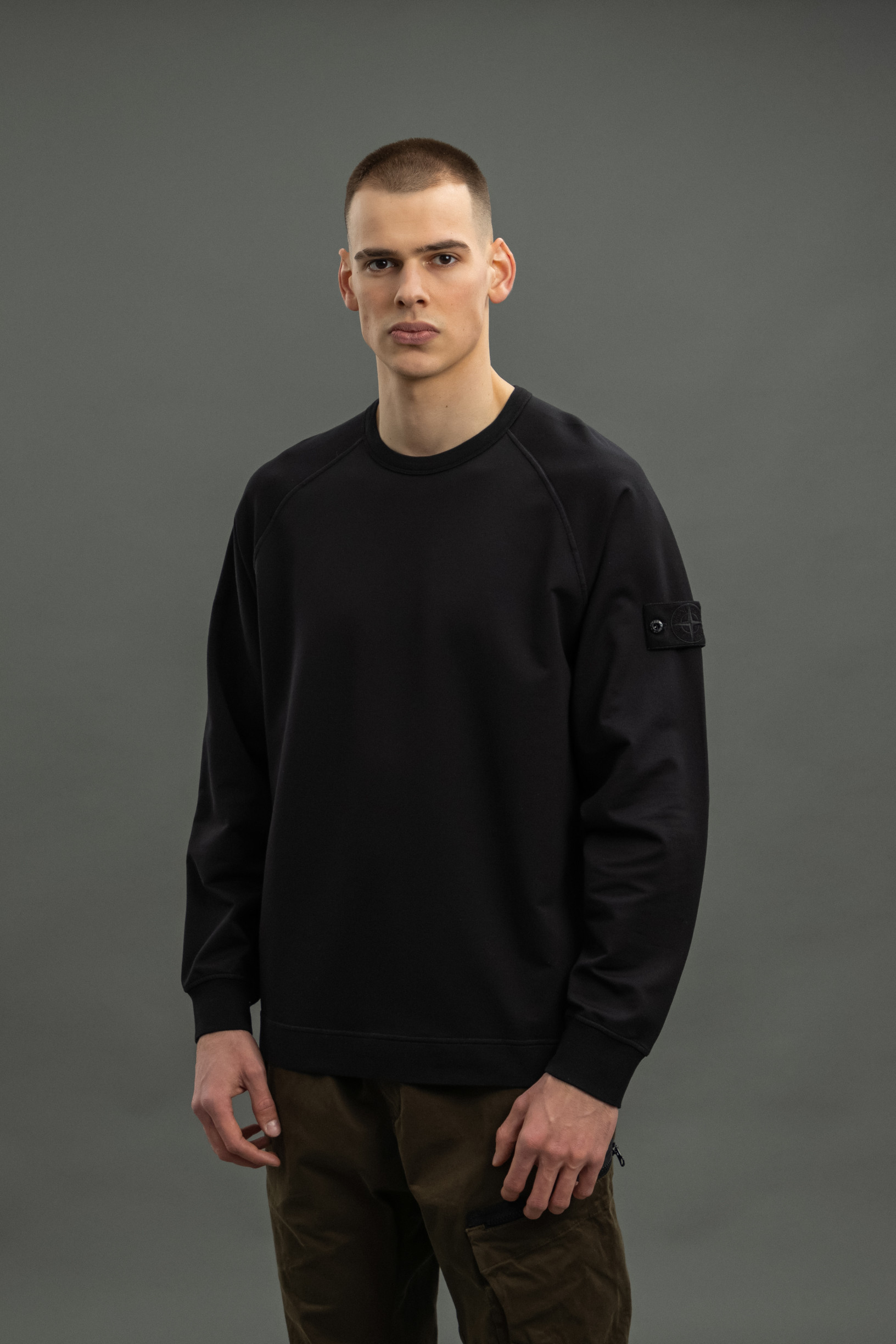 Чоловічий світшот STONE ISLAND 156100011-S00F3 V0029, колір чорний