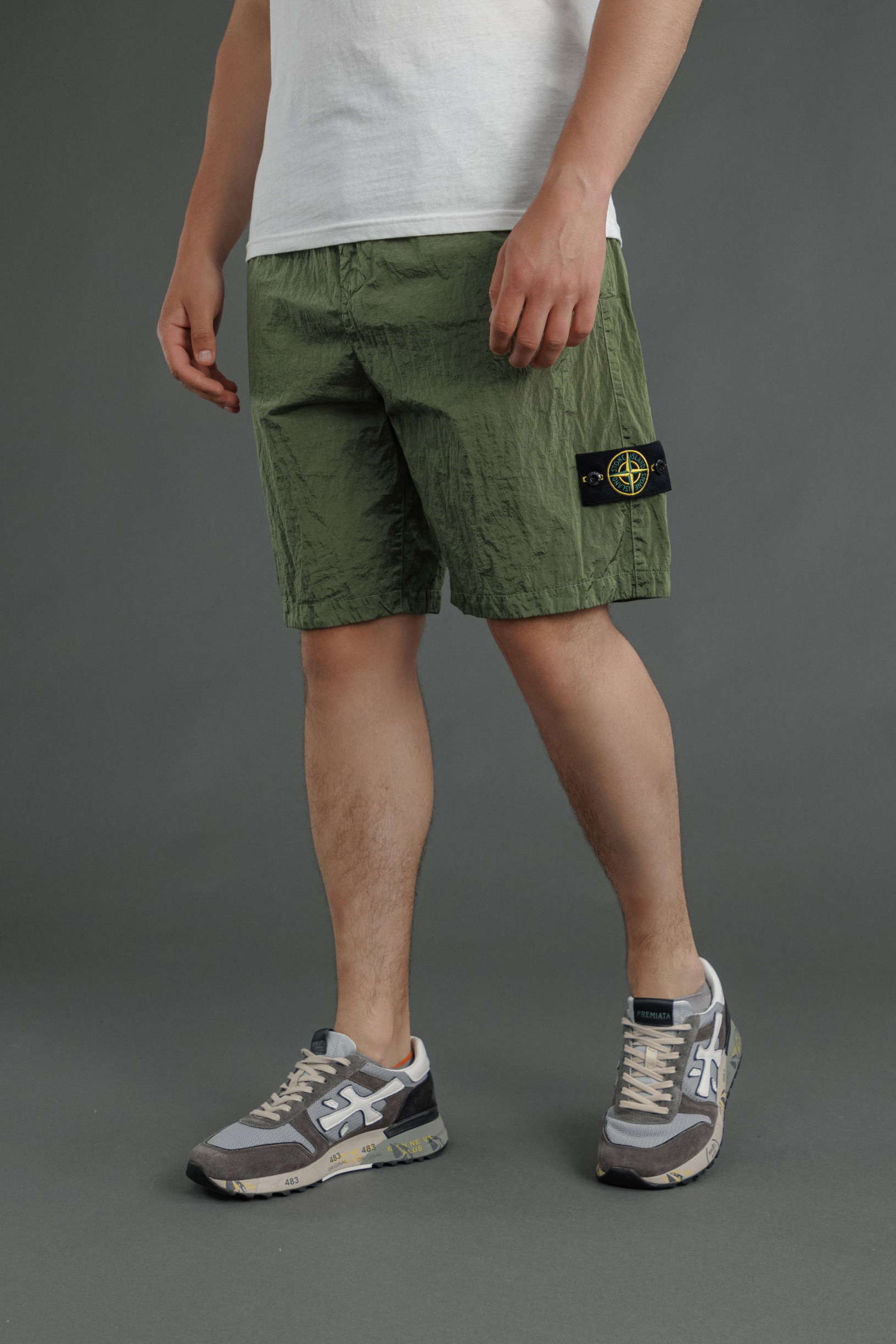 Чоловічі шорти STONE ISLAND 15L0319 V0055, колір зелений