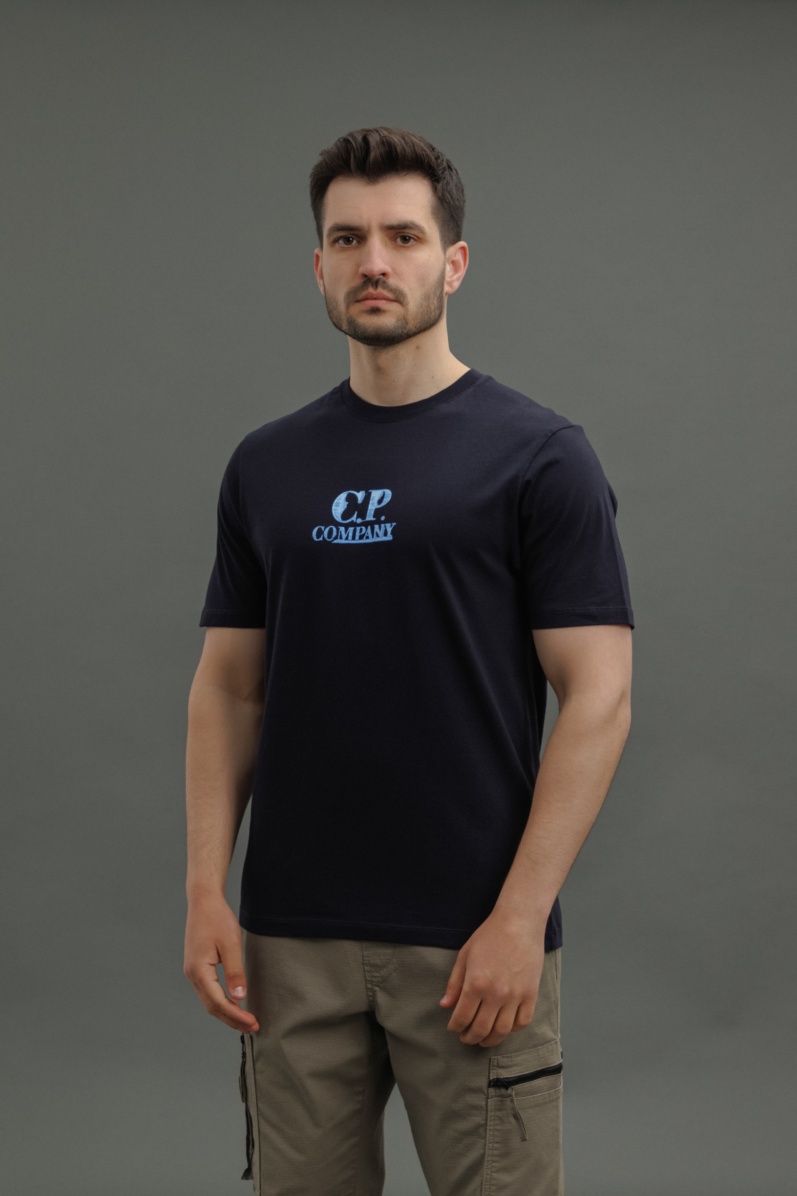 Чоловіча футболка C.P. COMPANY CMTS143A 006586W COL:888, колір синій