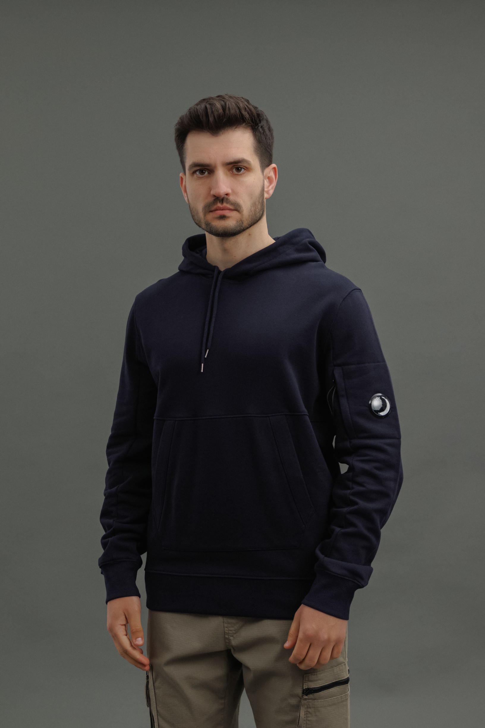 Чоловіче худі C.P. COMPANY CMSS023A 005086W COL:888, колір синій