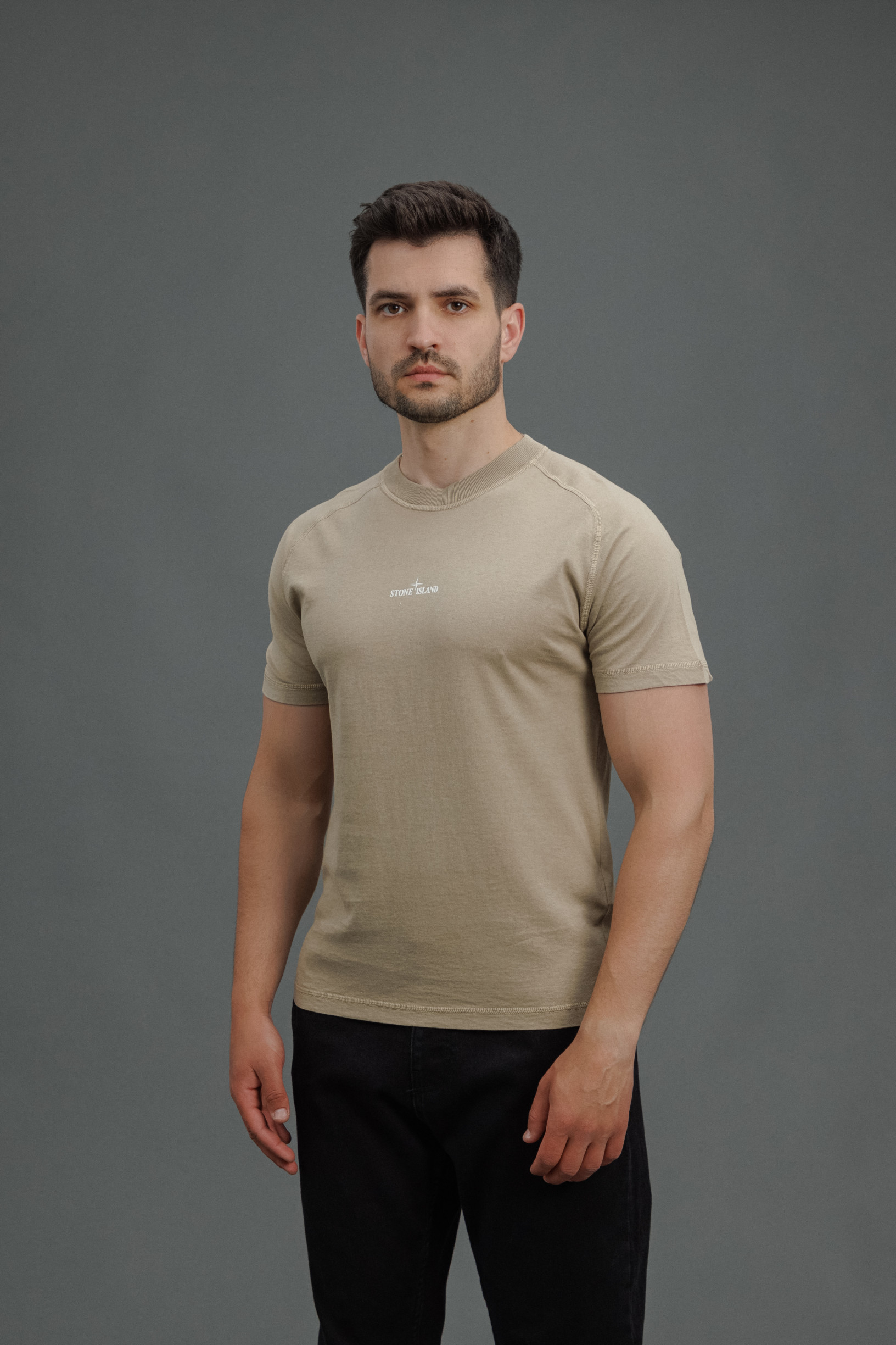 Чоловіча футболка STONE ISLAND 152100020-S0080 V009A, колір коричневий