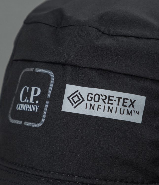 Чоловіча панама C.P. COMPANY GORE-TEX INFINIUM™ CLAC038A 110031 COL:999, колір чорний | Ціна 4999 грн, фото 2
