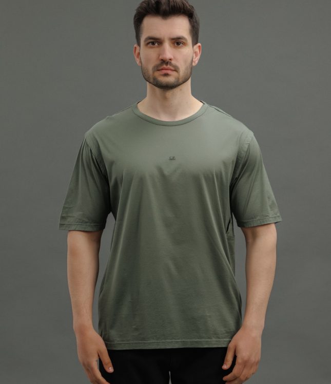 Чоловіча футболка C.P. COMPANY CMTS242A 110075W COL:627, колір зелений | Ціна 5499 грн, фото 2