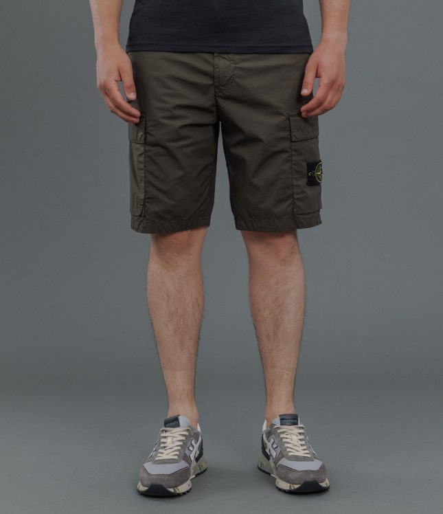 Чоловічі шорти STONE ISLAND 15L100L08-S0003 V0054, колір зелений | Ціна 9999 грн, фото 2