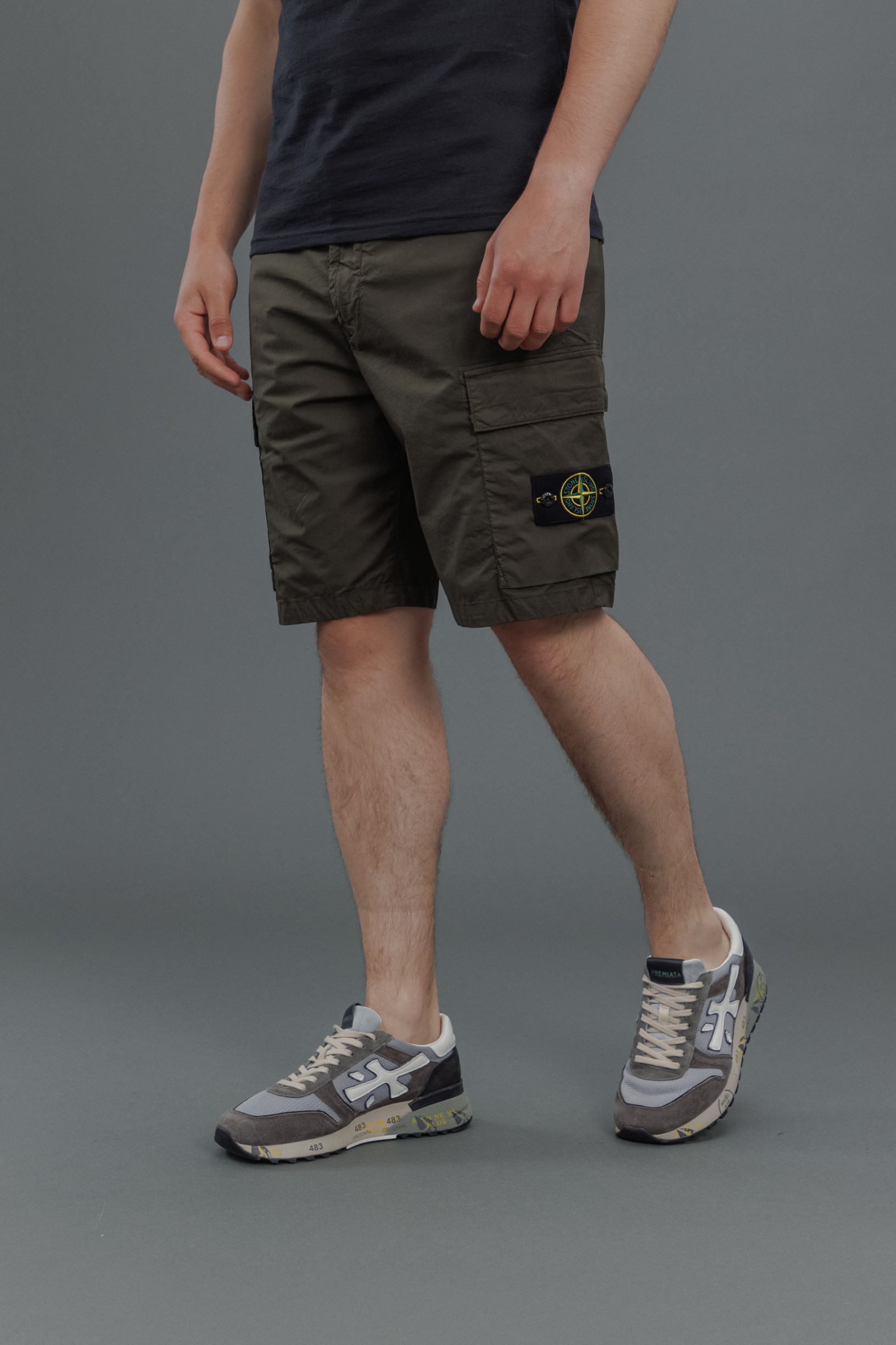 Чоловічі шорти STONE ISLAND 15L100L08-S0003 V0054, колір зелений
